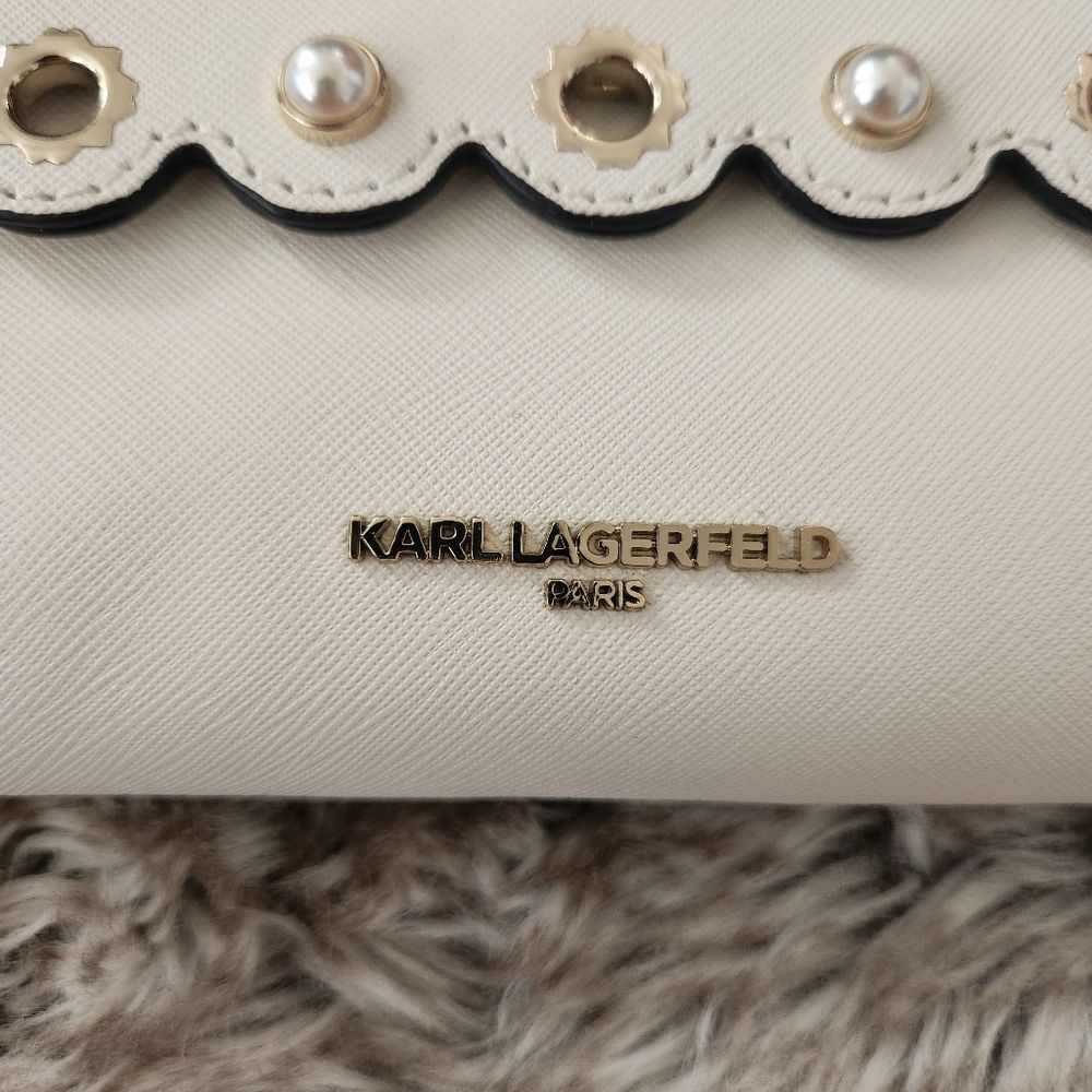 Karl Lagerfeld Paris Elsa Scalloped Flap Pearl Detail Crossbody Bag in Ivory - Picture 3 of 12